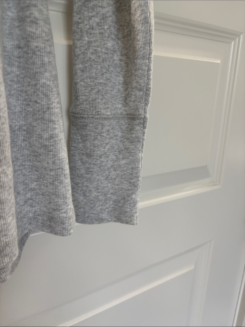 Hollister Light Gray Long Sleeve Henley Babydoll Tee - Picture 5 of 5